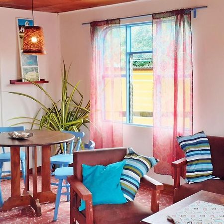 Montana Linda Guest House Orosí 外观 照片