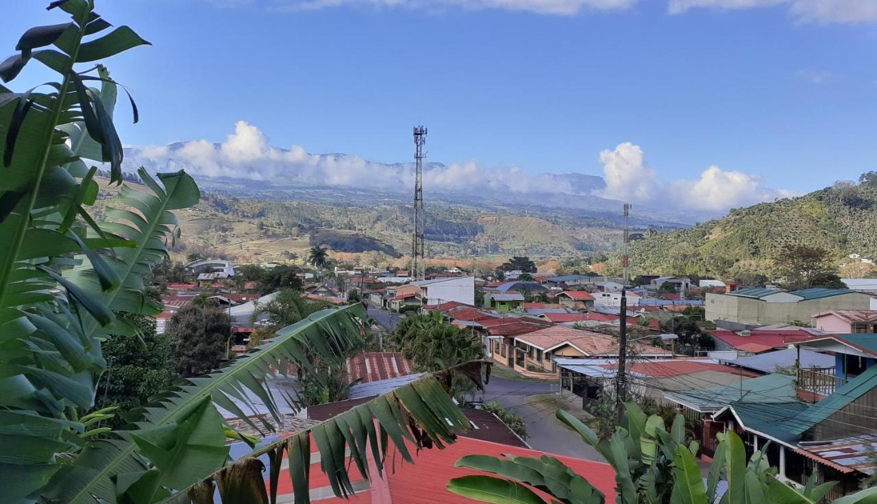 Montana Linda Guest House Orosí 外观 照片
