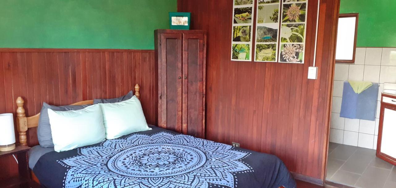 Montana Linda Guest House Orosí 外观 照片
