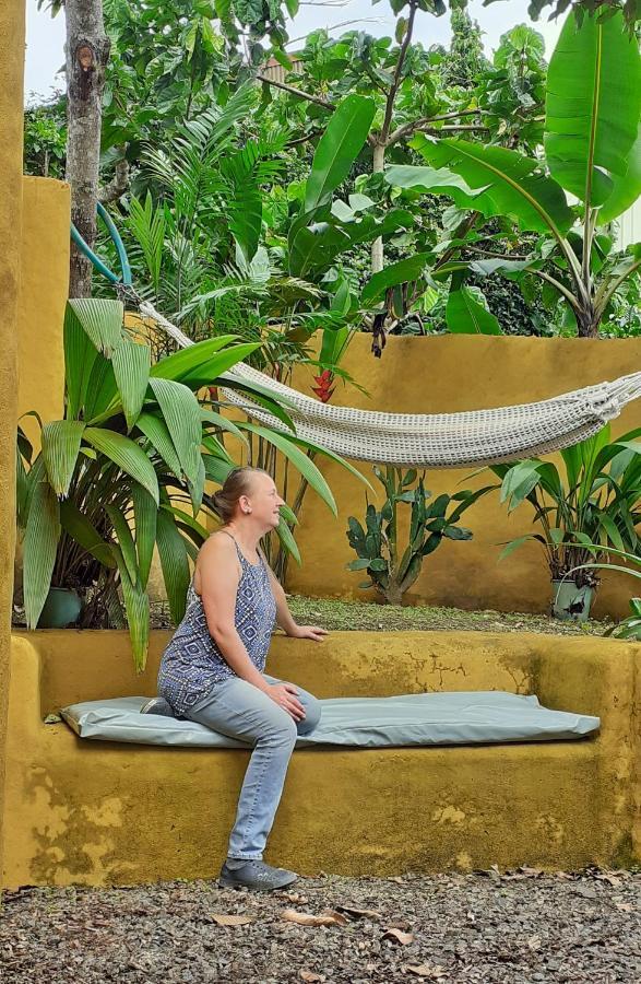 Montana Linda Guest House Orosí 外观 照片